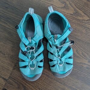 Keen Newport H2 Sandals Water Shoes Size 5 Blue